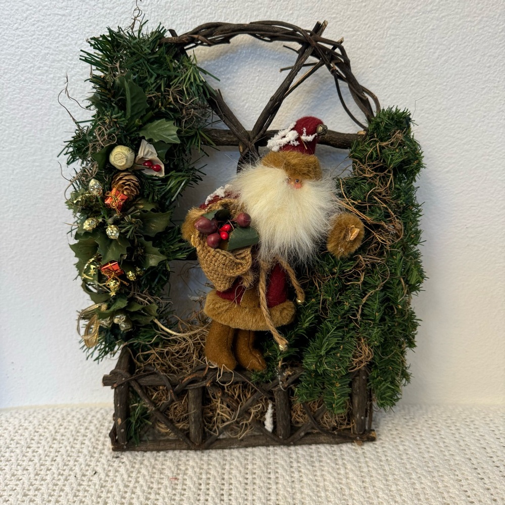 Festive Santa Holiday Wreath – Greenery Christmas Décor